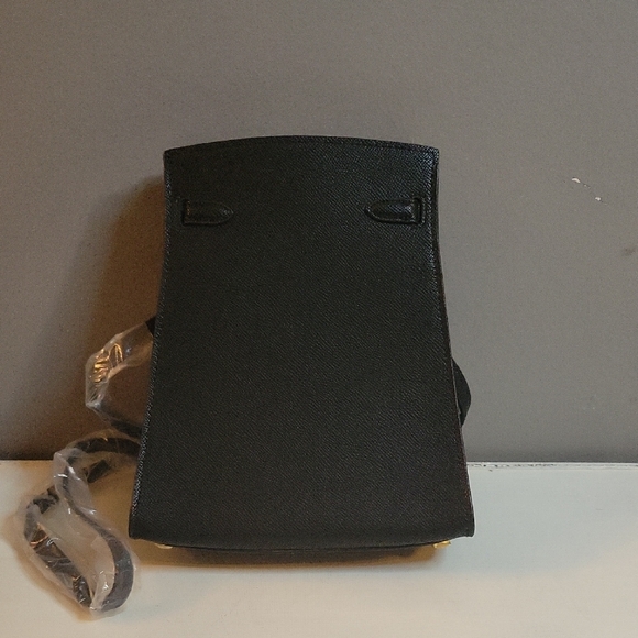 Small Black Leather Crossbody Lock & Key Bag NWT - Picture 2 of 7